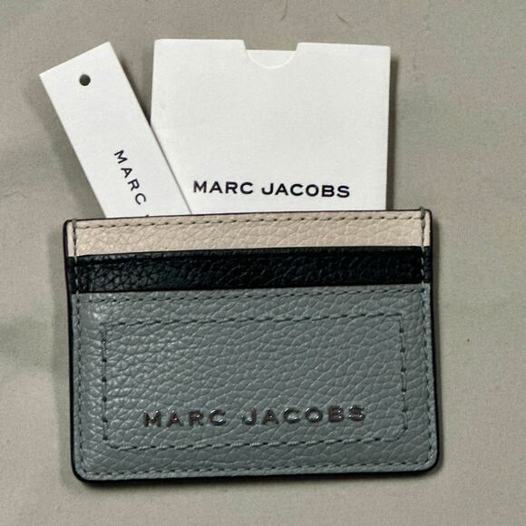 NWT Marc Jacobs Leather Card Case - Picture 1 of 4